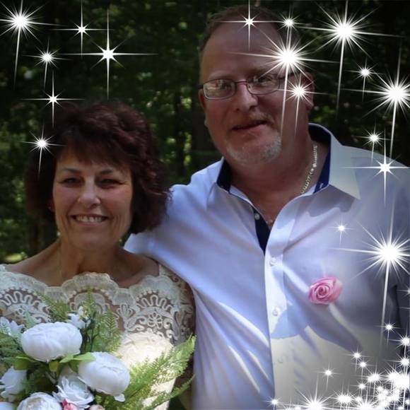 Meet your Posher, Lisa - Picture 1 of 1